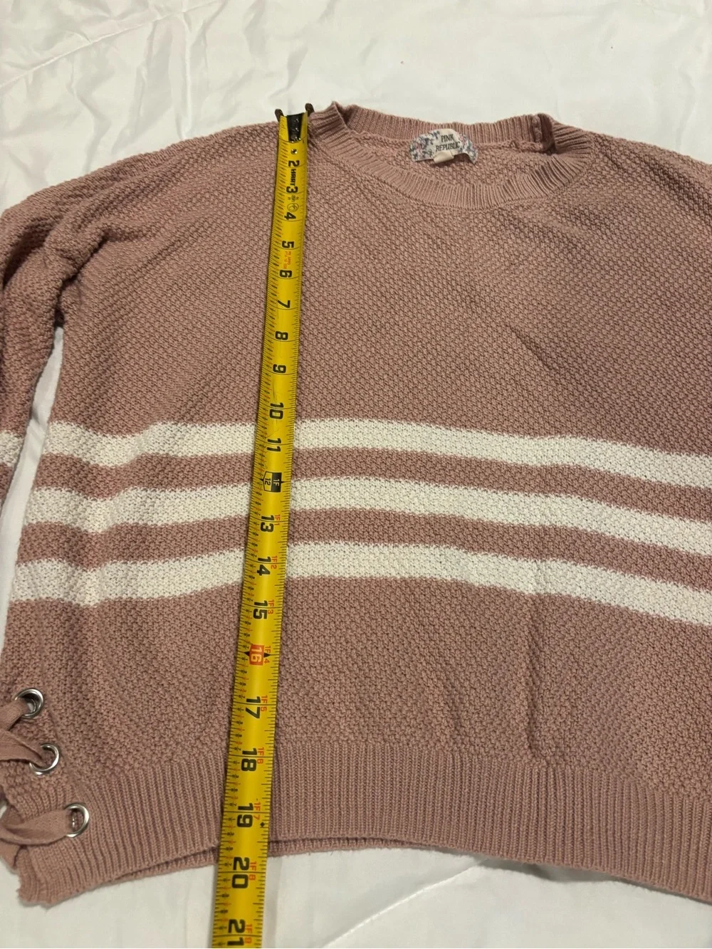Pink Republic Dusty Rose Crewneck Sweater with White Stripes and silver rings XL